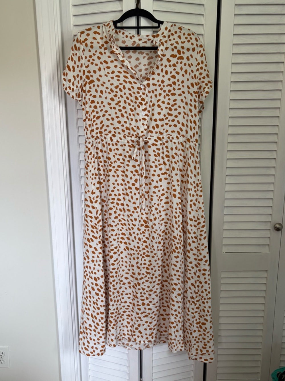 Women's Ivory Dot-Print Midi Dress with Tie Waist